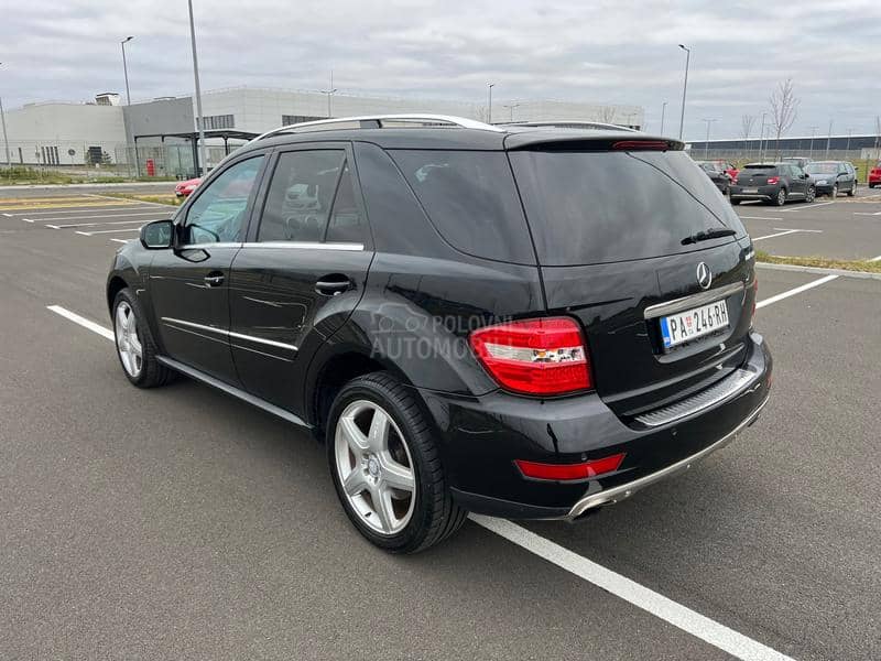 Mercedes Benz ML 320 