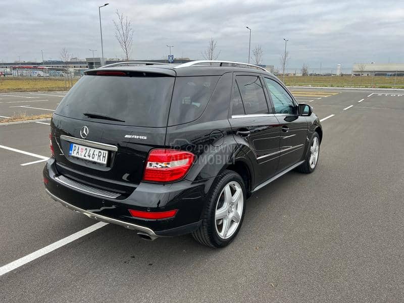 Mercedes Benz ML 320 