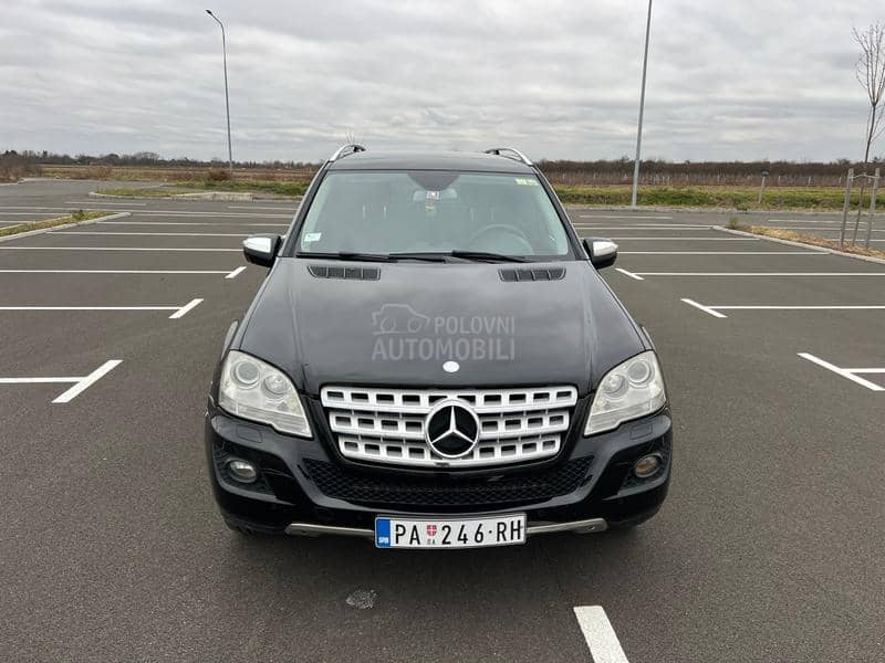 Mercedes Benz ML 320 