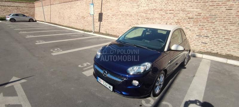 Opel Adam 