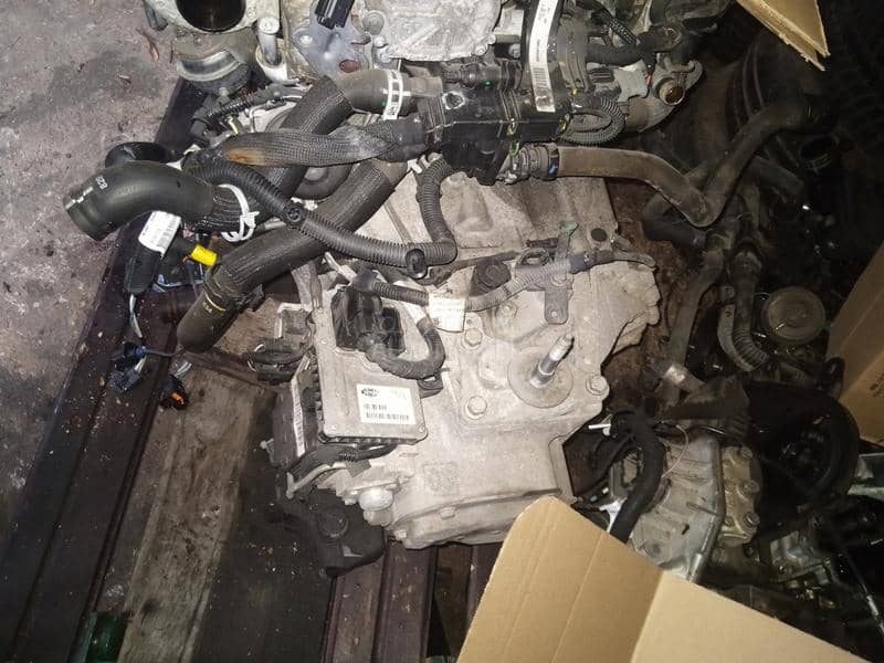 robot menjac 6 brzina