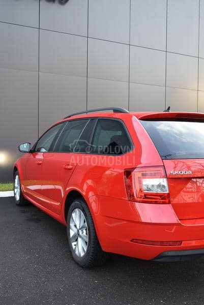 Škoda Octavia 1.6 TDI Business AT