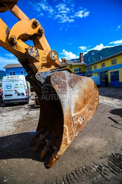 Liebherr R934T