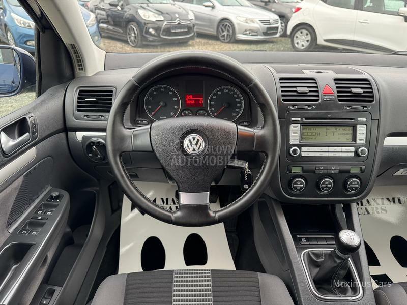 Volkswagen Golf 5 1.4 S E R V I S