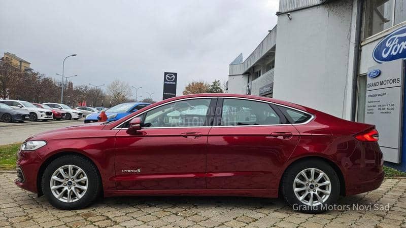 Ford Mondeo Hybrid AT