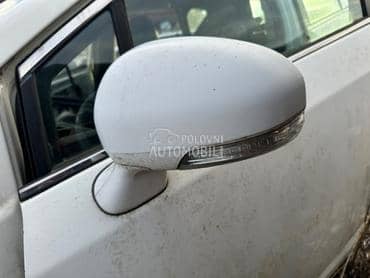 Retrovizor za Toyota Avensis od 2009. do 2012. god.