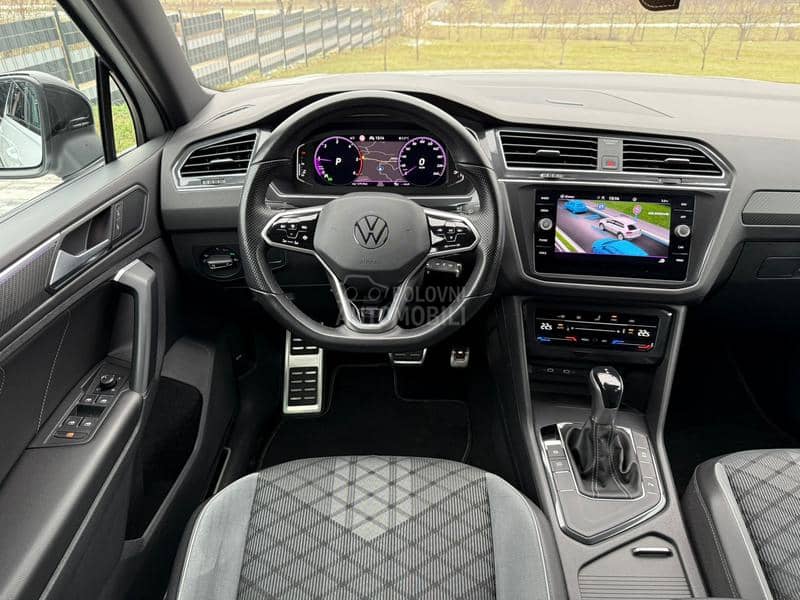 Volkswagen Tiguan R LINE IQ DSG BLACK