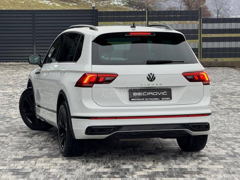 Volkswagen Tiguan R LINE IQ DSG BLACK