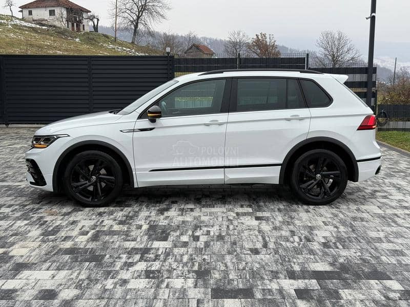 Volkswagen Tiguan R LINE IQ DSG BLACK