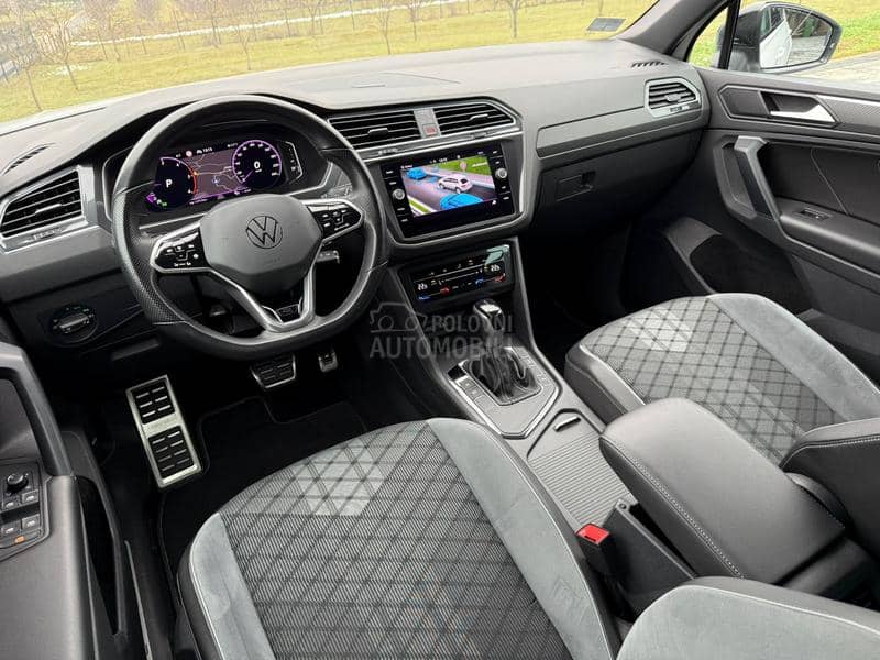 Volkswagen Tiguan R LINE IQ DSG BLACK