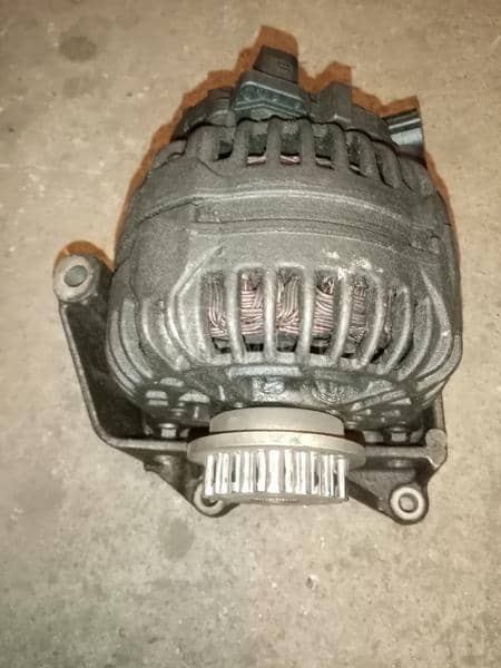 Alternator WV T5 2,5  D.