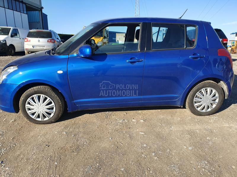 Suzuki Swift 1.3  4WD CH