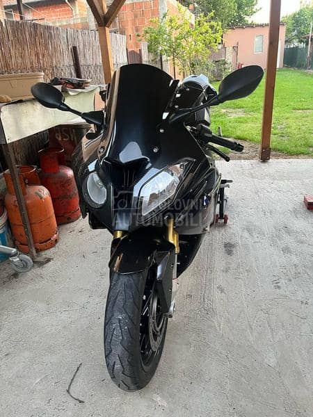 BMW S1000RR