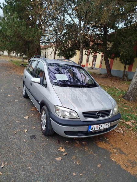 Opel Zafira 