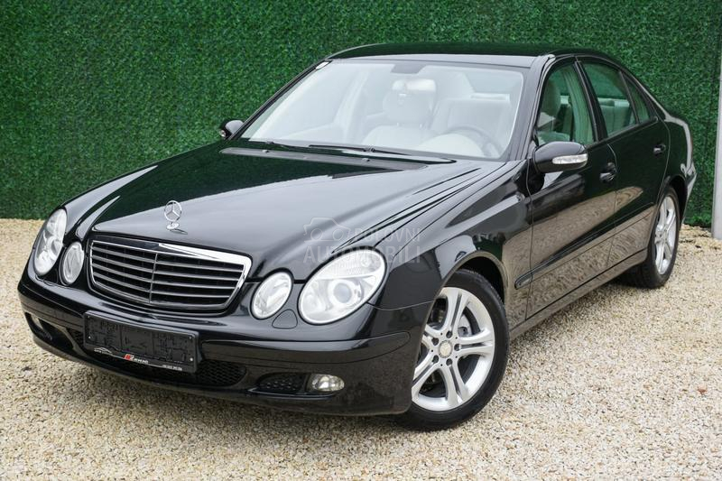 Mercedes Benz E 220 Black