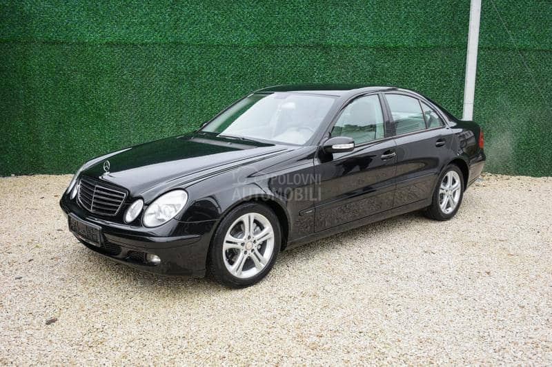 Mercedes Benz E 220 Black