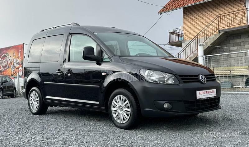 Volkswagen Caddy LIFE  NA-VI  T O P