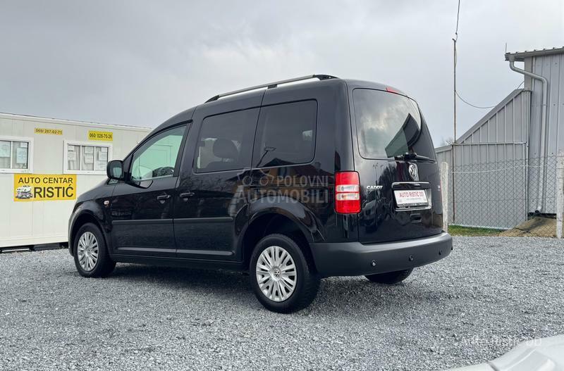 Volkswagen Caddy LIFE  NA-VI  T O P