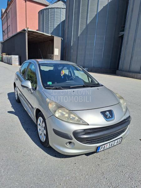 Peugeot 207 