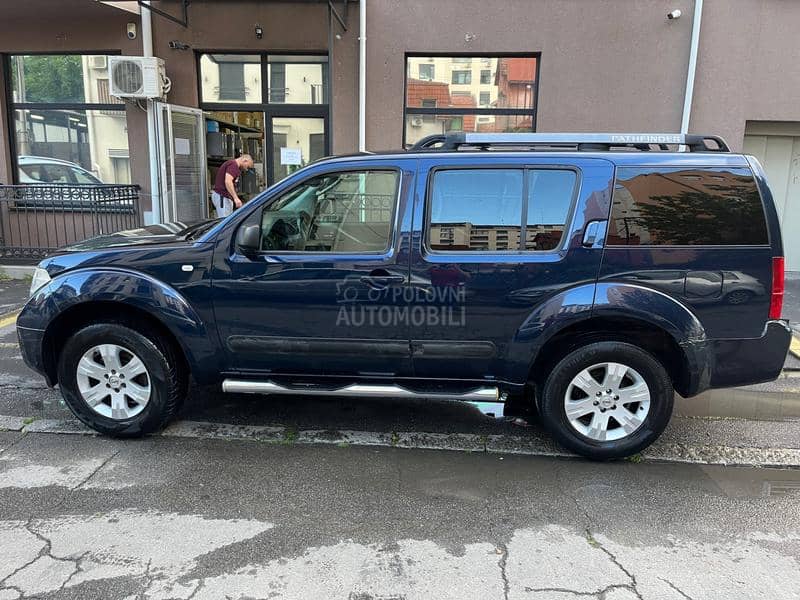 Nissan Pathfinder 2.5dci, aut.