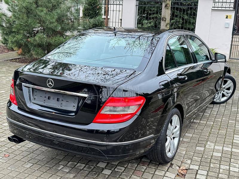 Mercedes Benz C 200 AUTOM/AVANGARDE