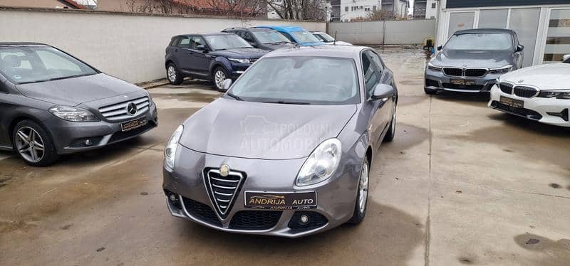 Alfa Romeo Giulietta DISTINCTIVE