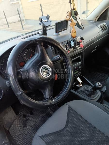 Volkswagen Golf 4 1.6