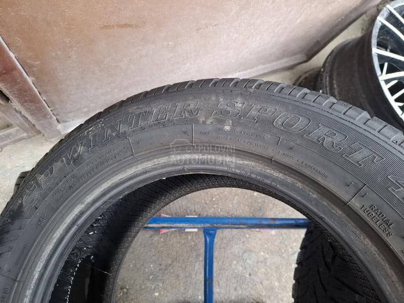 Dunlop 225/55 R16 Zimska