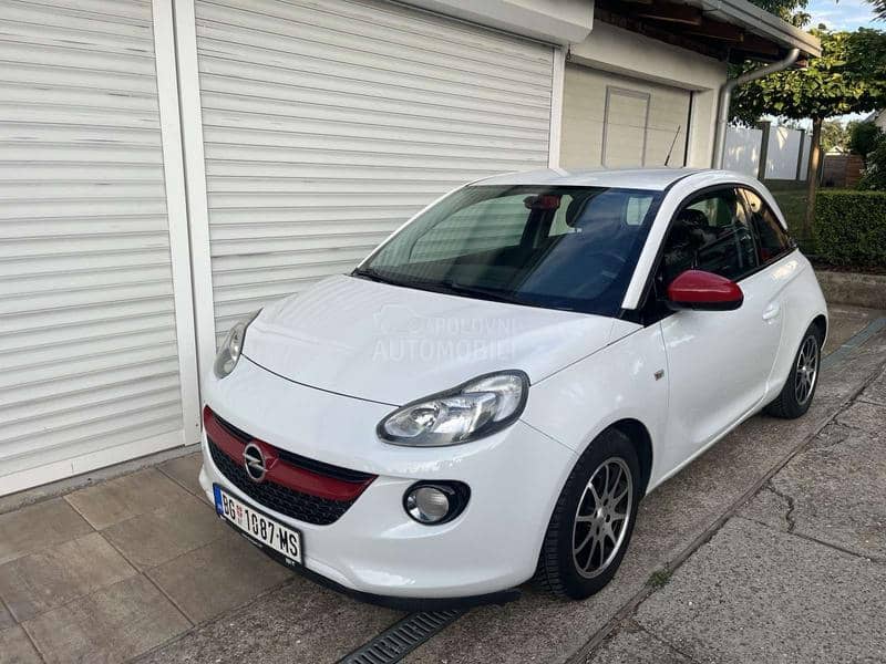 Opel Adam 