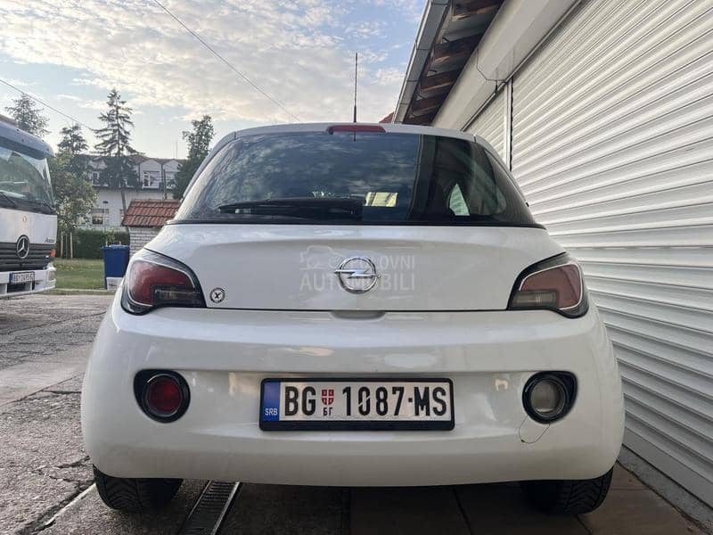 Opel Adam 