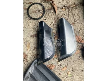 poklopci u zadnjem braniku za Alfa Romeo GT od 2005. do 2010. god.