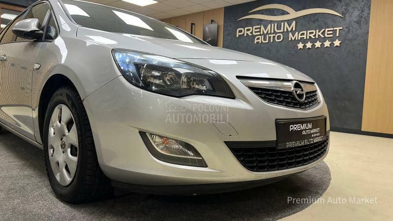 Opel Astra J /1.7 CDTI/N.A.V.I/