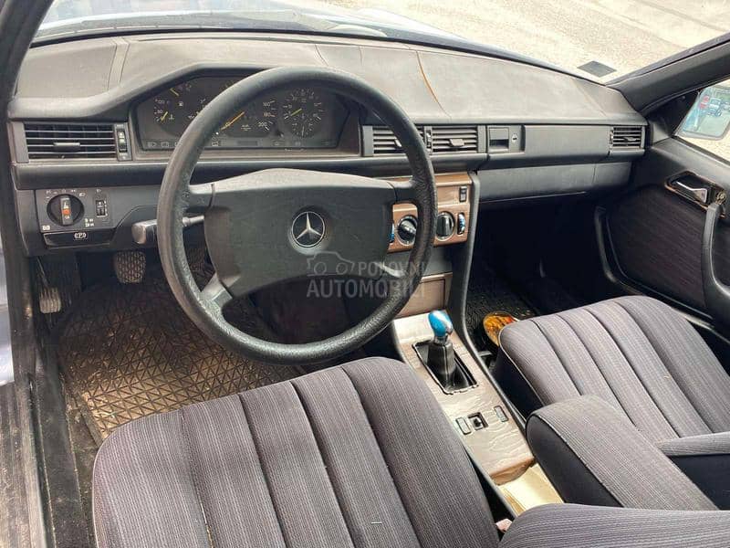 Mercedes Benz W124 250d POGREBNI