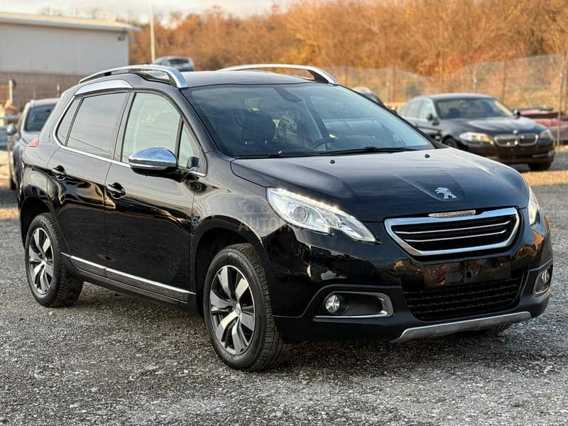 Peugeot 2008 1.6 eHDI ALLURE/NAVl