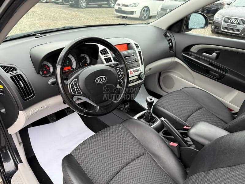 Kia cee`d sw 2.0 CRDI SWlSS