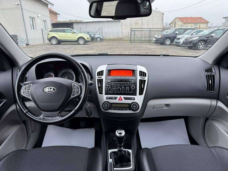 Kia cee`d sw 2.0 CRDI SWlSS