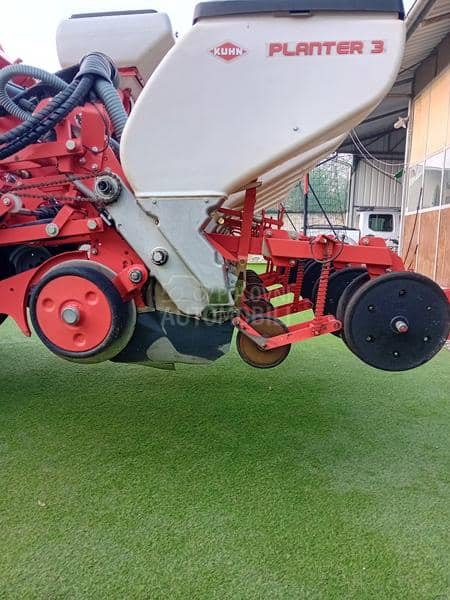 Kuhn Planter 3