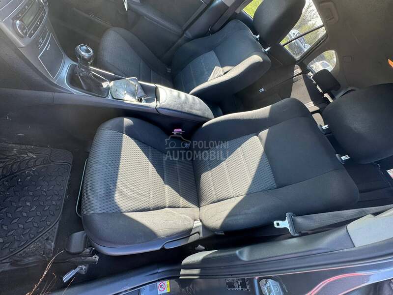 T270 nosac motora