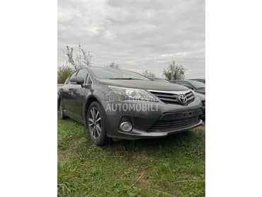 T270 pedale i obloge papucice za Toyota Avensis od 2009. do 2018. god.