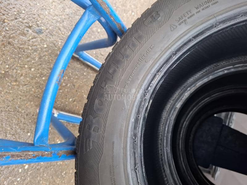 Barum 215/65 R16 Zimska
