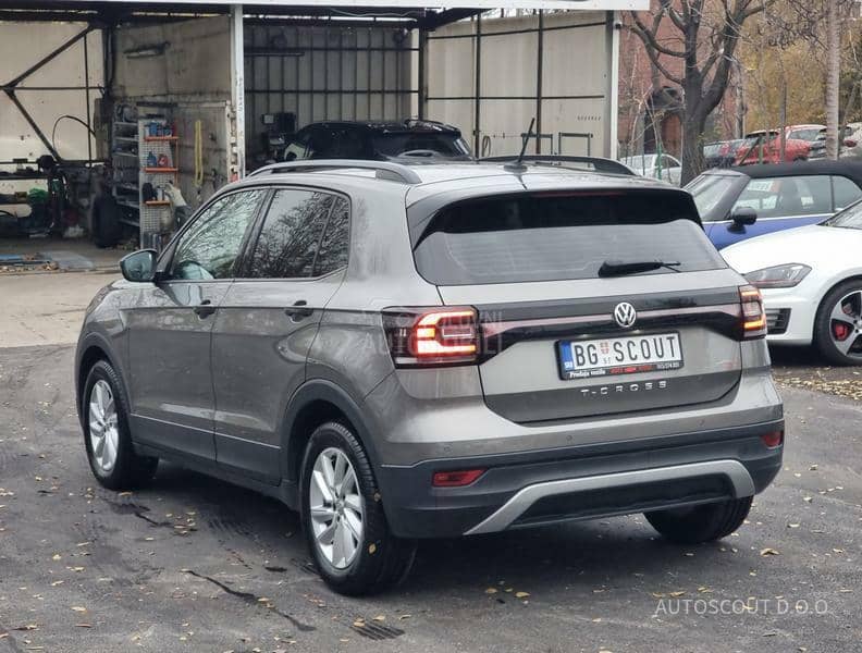 Volkswagen T-Cross 1.0 DSG