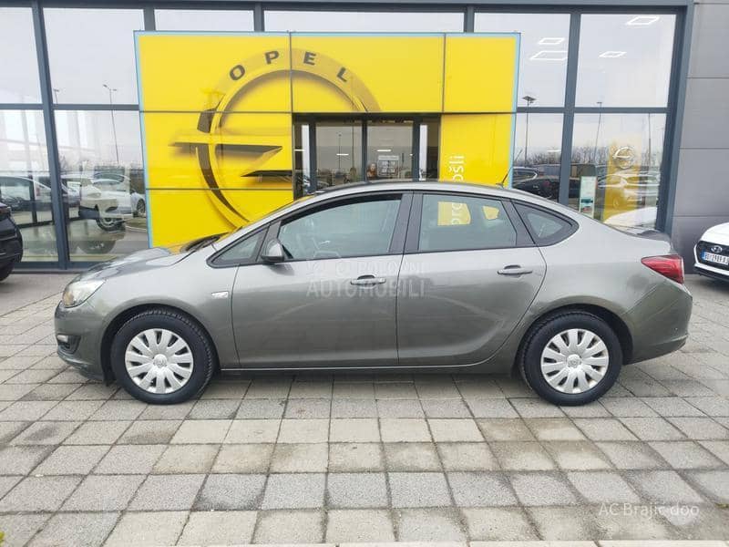 Opel Astra J 1.6 115HP MT5