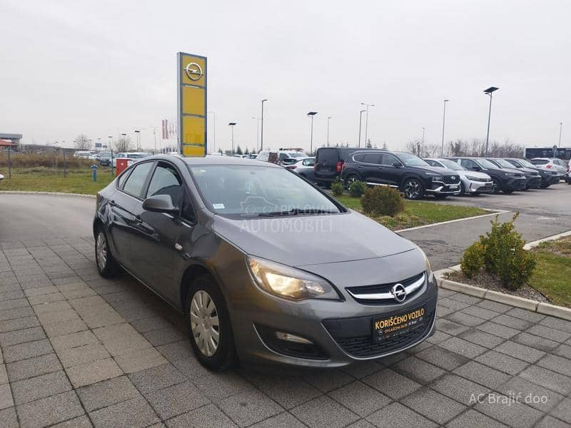 Opel Astra J 1.6 115HP MT5