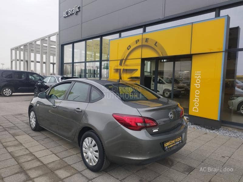 Opel Astra J 1.6 115HP MT5