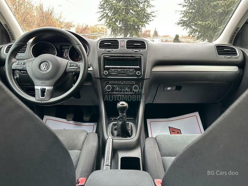 Volkswagen Golf 6 1.6TDI HIGHLINE