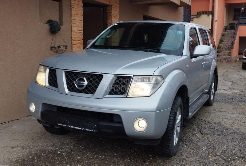 Nissan Pathfinder 