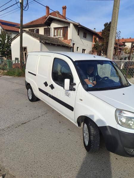 Fiat Doblo 1.6 16v