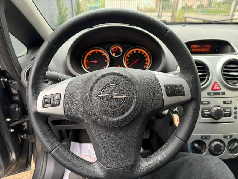 Opel Corsa D 1.3 CDTI COSMO 6 brz