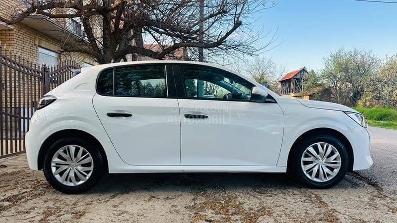 Peugeot 208 1.5HDI/102HP/2021