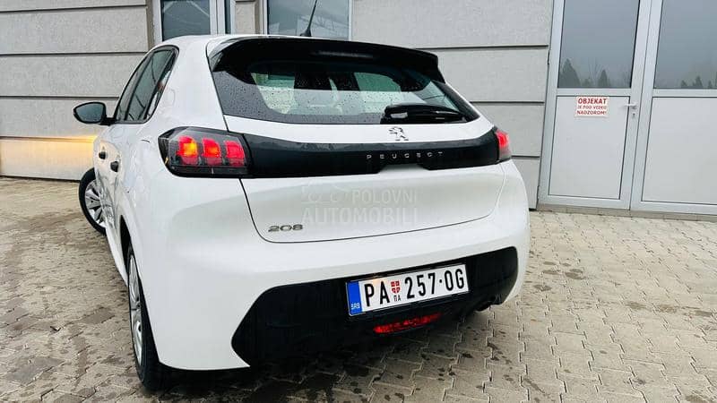 Peugeot 208 1.5HDI/102HP/2021